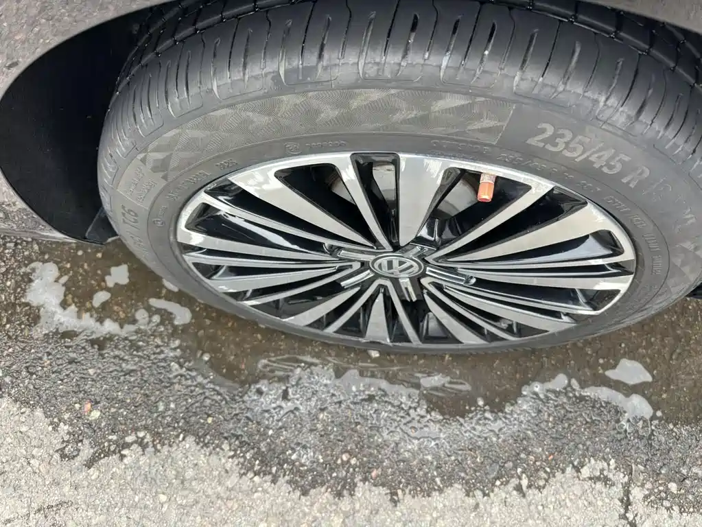 Volkswagen Passat 2019 — фото 14