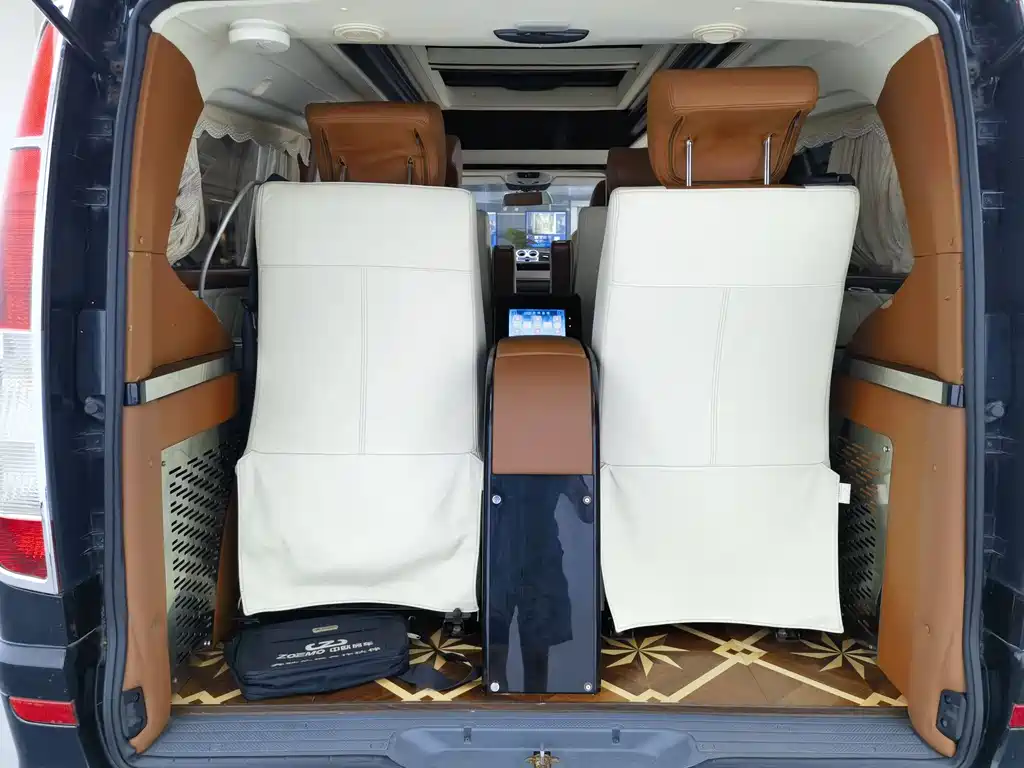 Mercedes-Benz Vito 2014