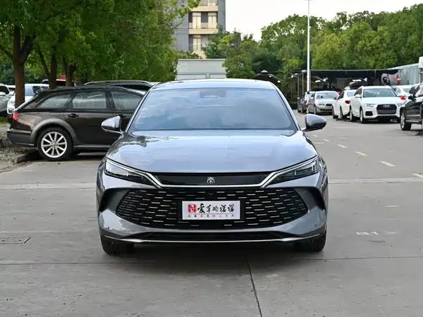 BYD Qin L 2024