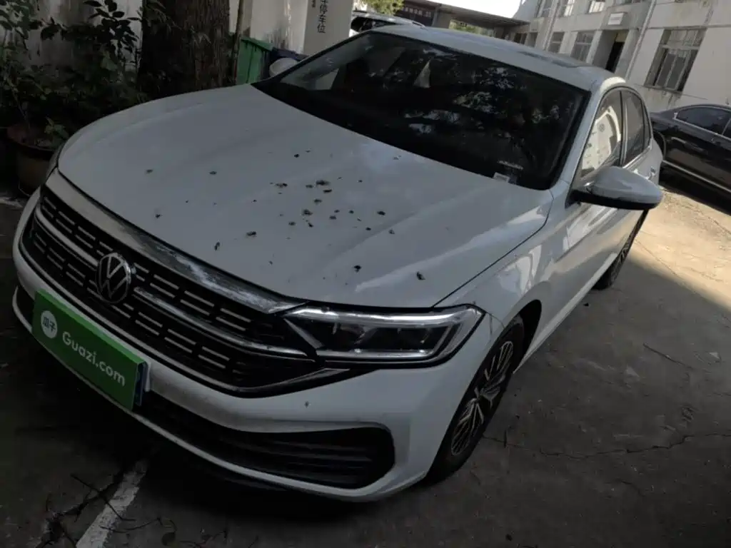 Volkswagen Sagitar 2025