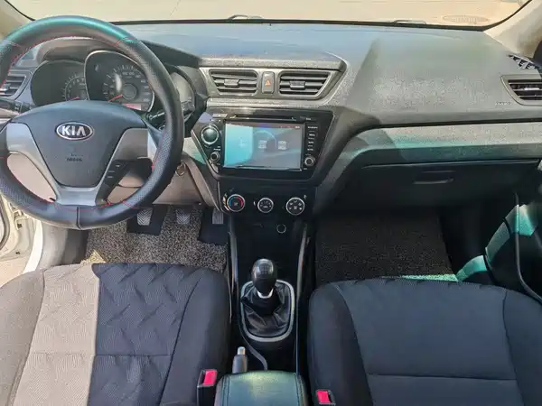 Kia K2 2015