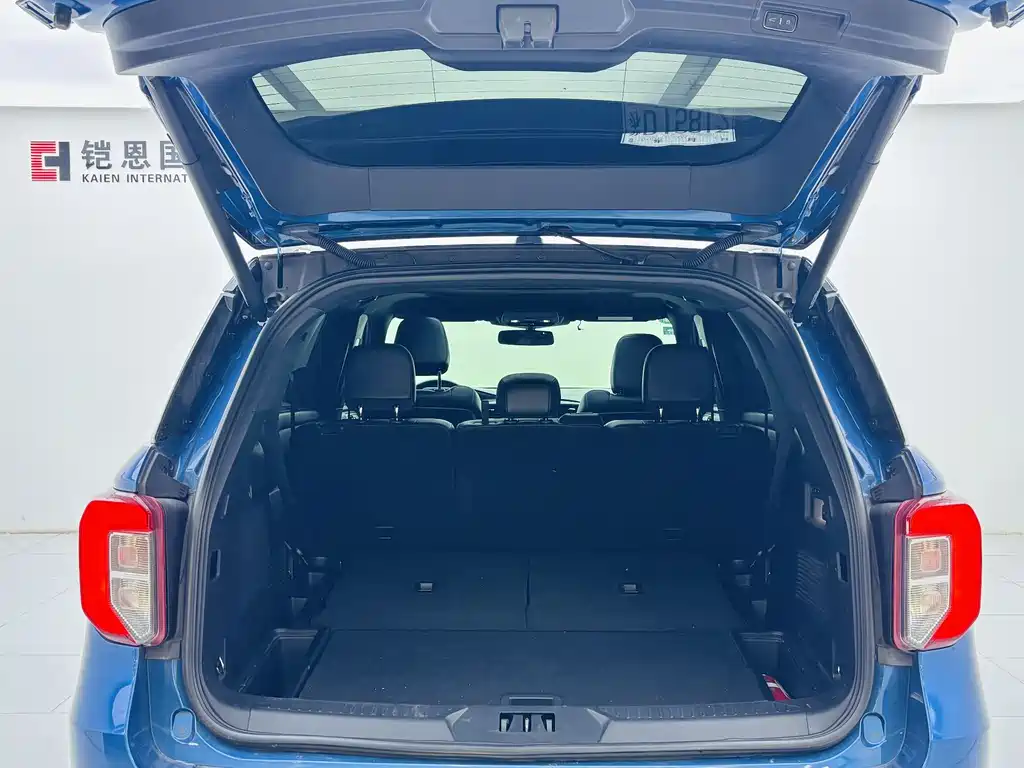 Ford Explorer 2020 — фото 19