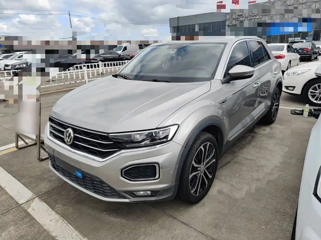 Volkswagen T-Roc 2020 — фото 1