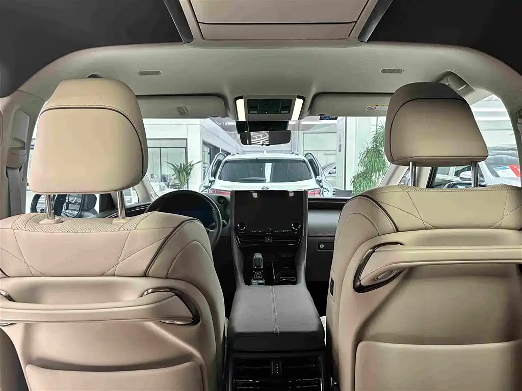 Toyota Vellfire 2025 — фото 19