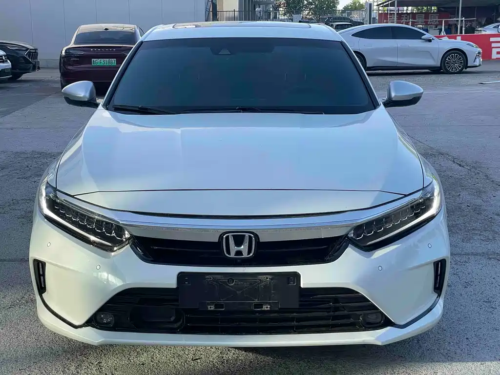 Honda Inspire 2023 — фото 2