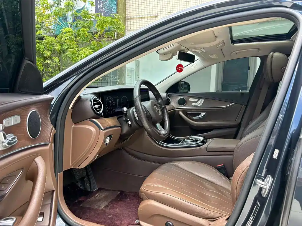 Mercedes-Benz E-Class 2016