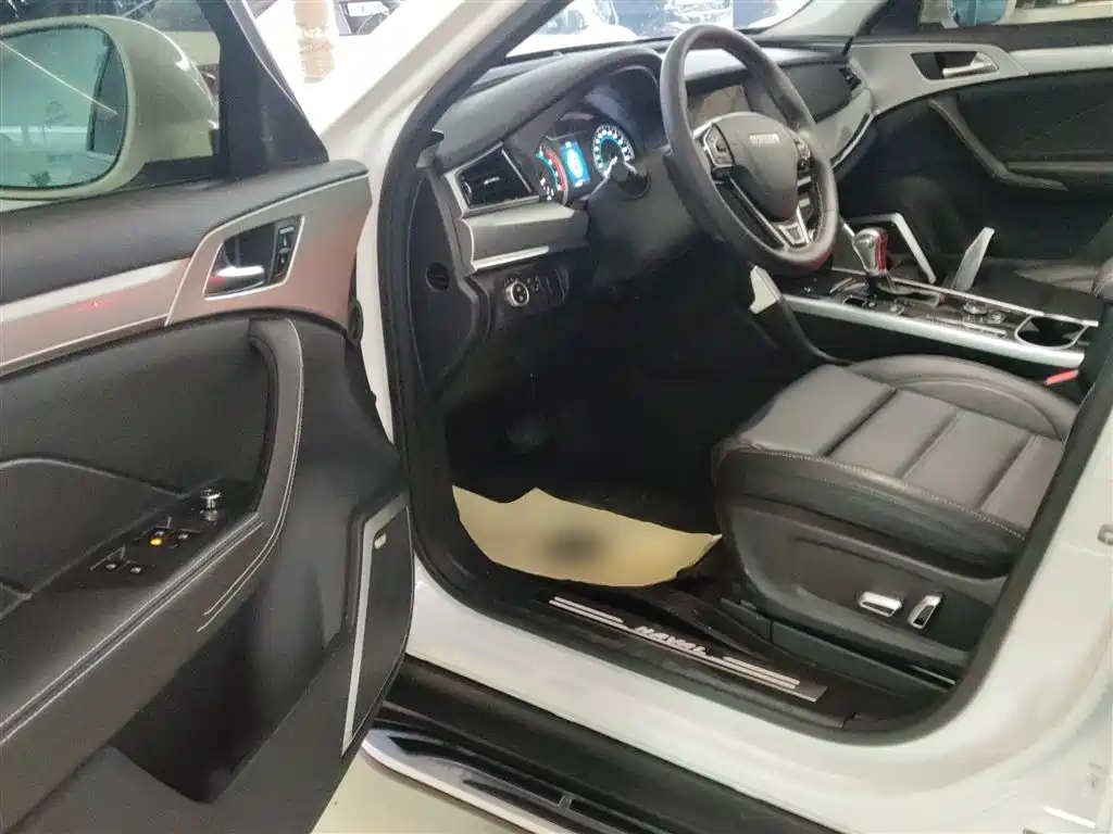 Haval H7 2018 — фото 12