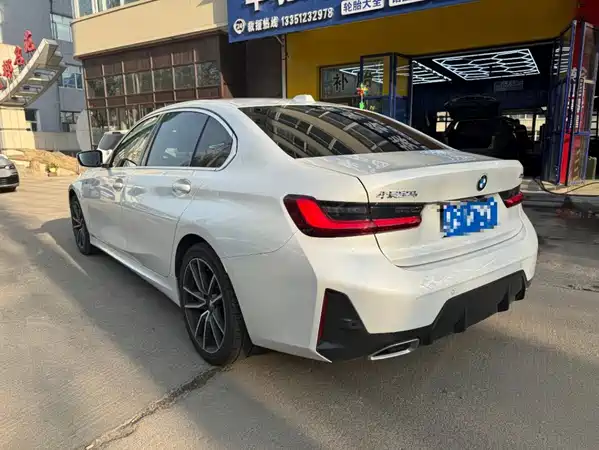 BMW 3 Series 2023