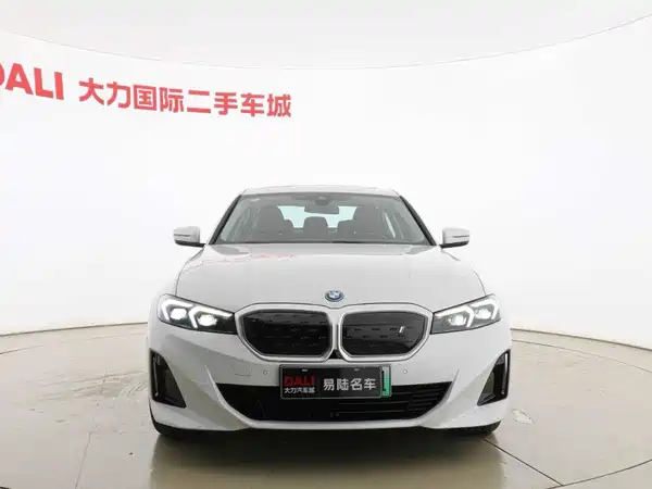 BMW i3 2024