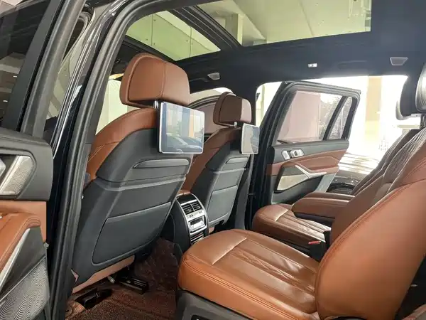 BMW X7 2019