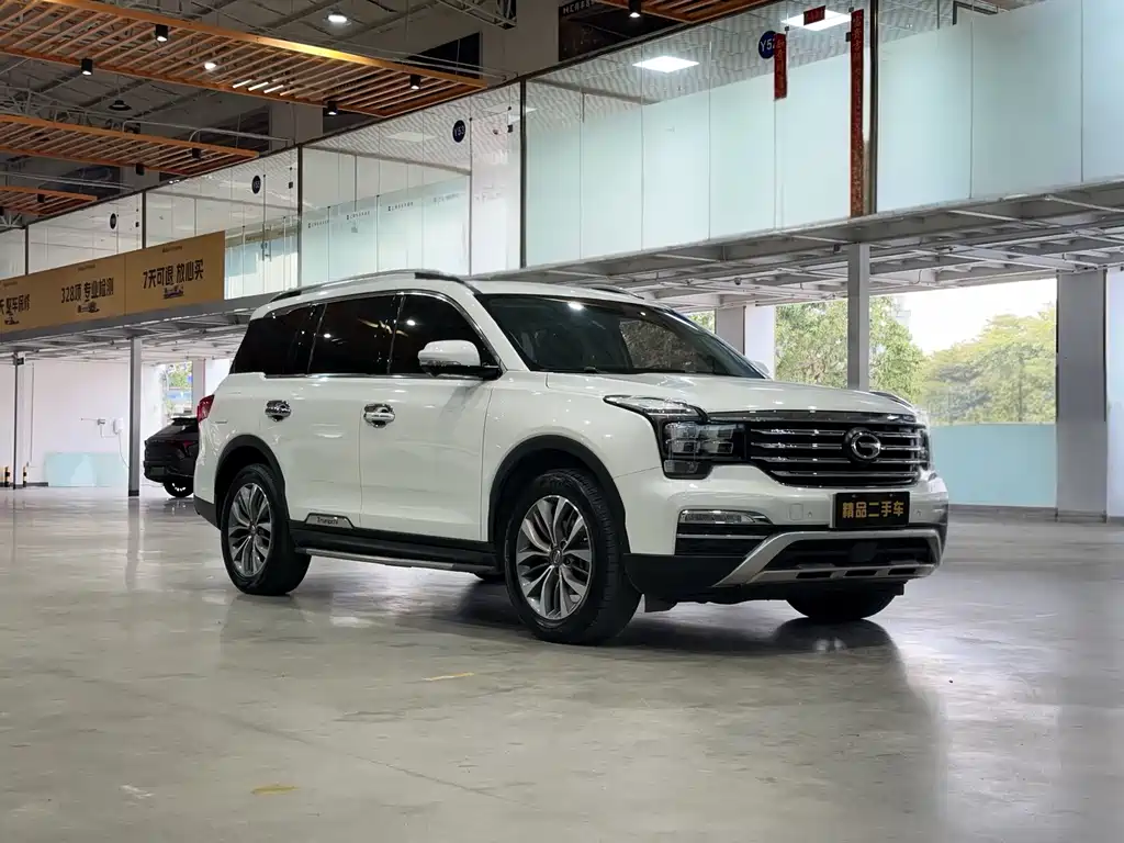 GAC Motor Trumpchi GS8 2017 — фото 3