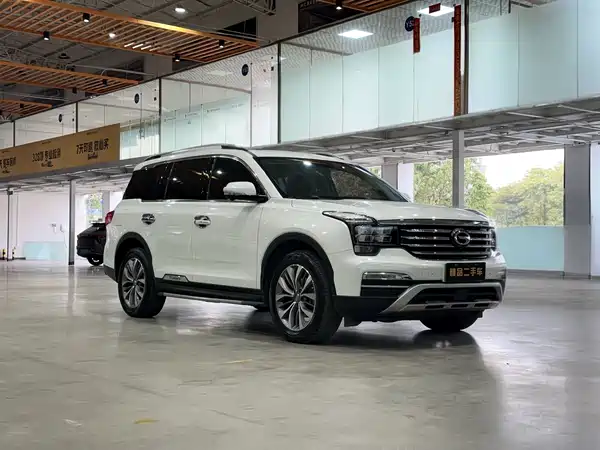 GAC Trumpchi GS8 2017