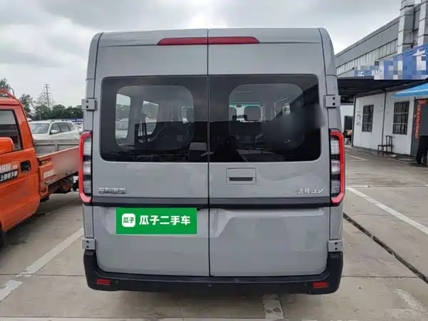 Farizon Super VAN 2025