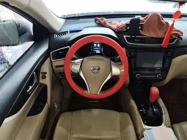 Nissan X-Trail 2014