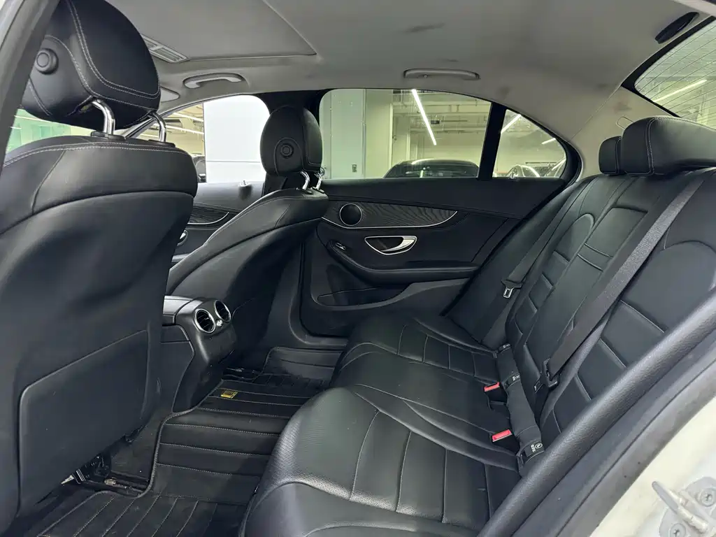 Mercedes-Benz C-Class 2015 — фото 8