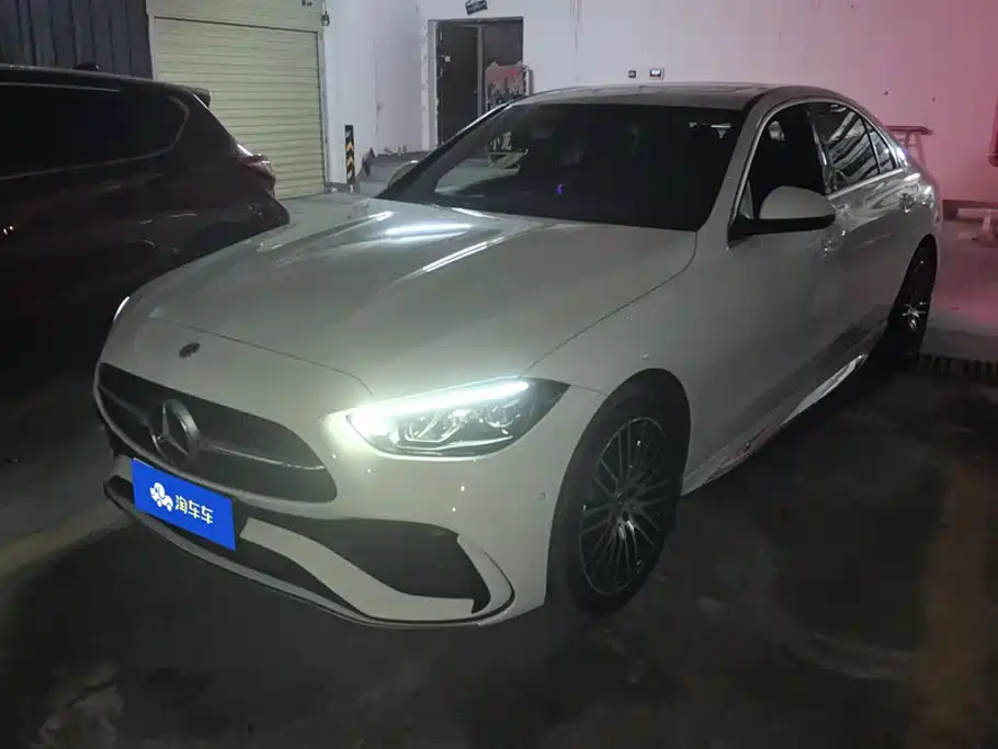 Mercedes-Benz C-Class 2024