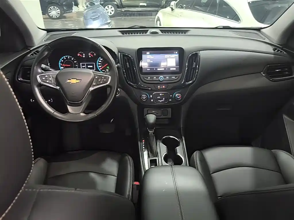 Chevrolet Equinox 2022 — фото 10