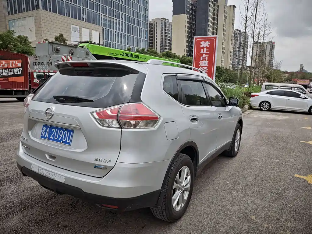 Nissan X-Trail 2016 — фото 15