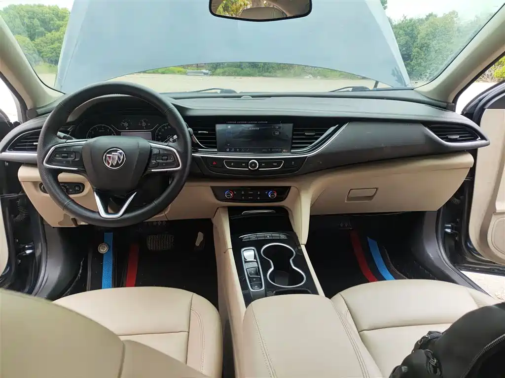 Buick Regal 2020 — фото 10