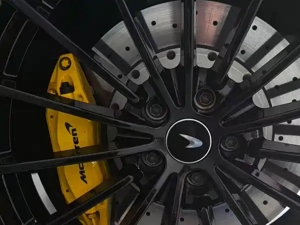 McLaren GT 2021