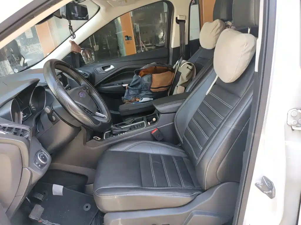Ford Kuga 2018 — фото 16