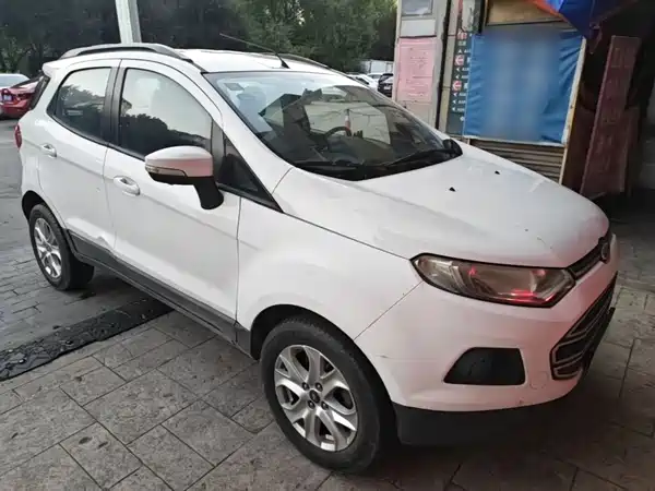 Ford EcoSport 2015