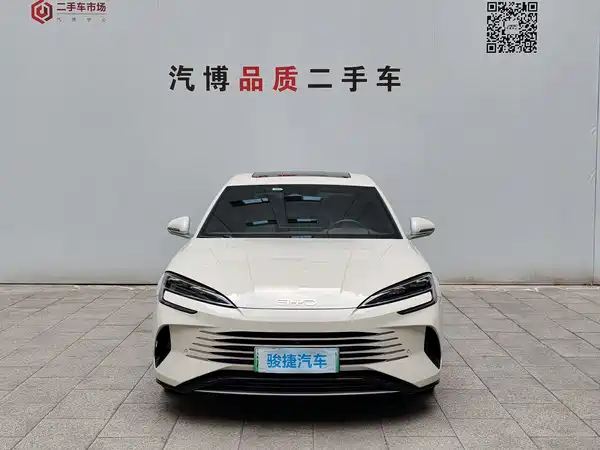 BYD Seal 07 DM-i 2024