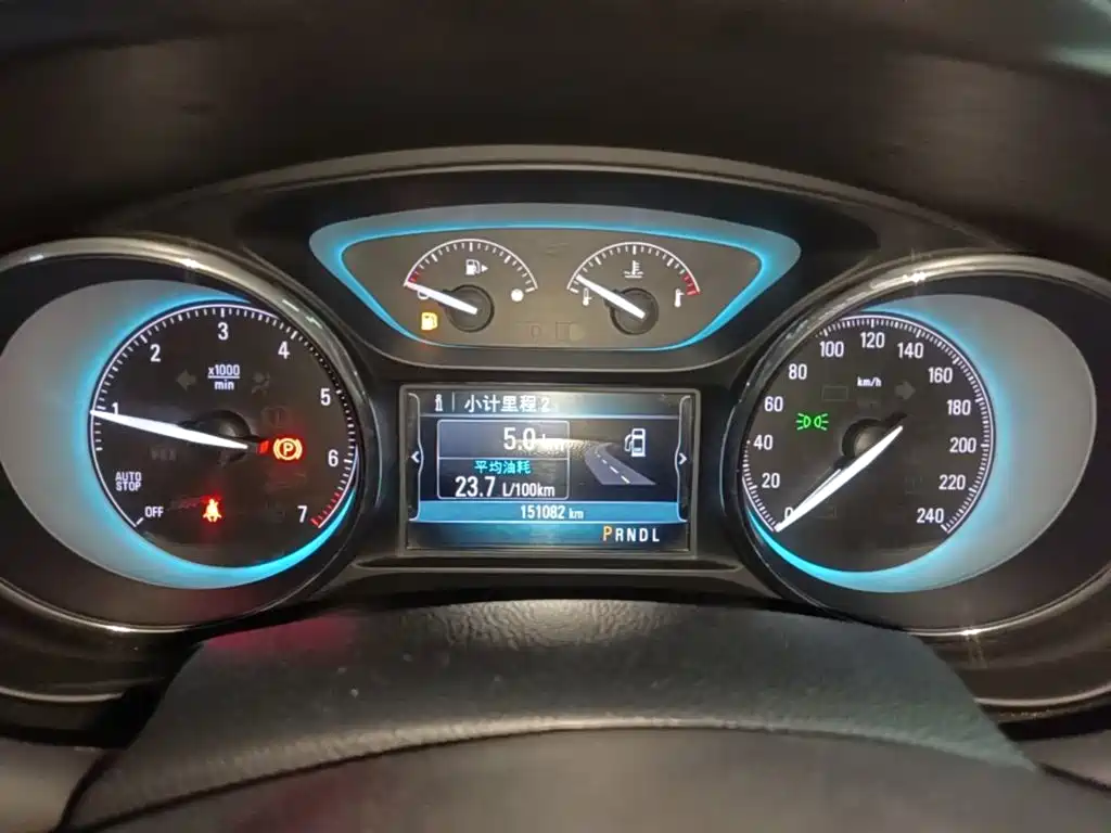 Buick Envision Plus 2016 — фото 12