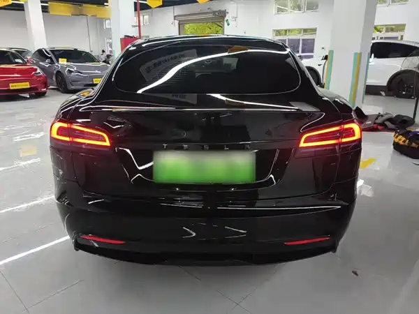 Tesla Model 2023