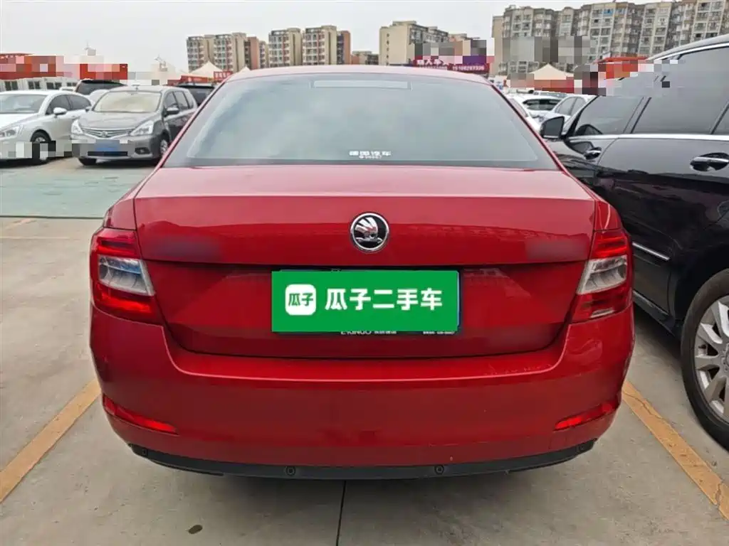 Skoda Octavia 2016 — фото 6