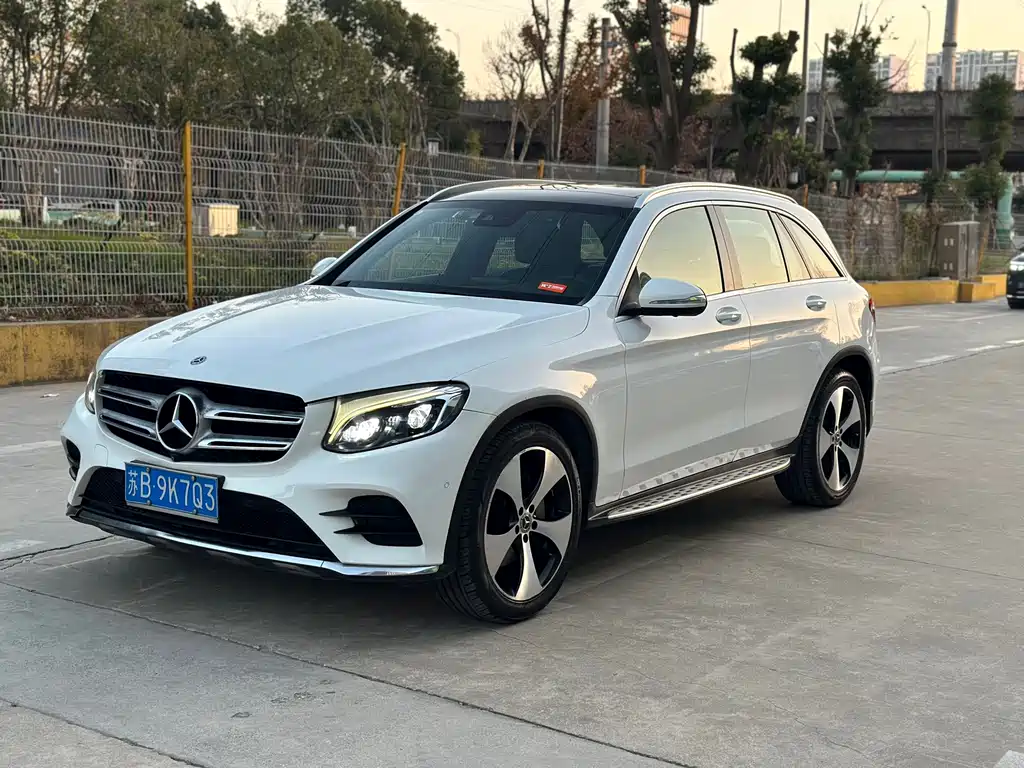 Mercedes-Benz GLC 2017 — фото 1