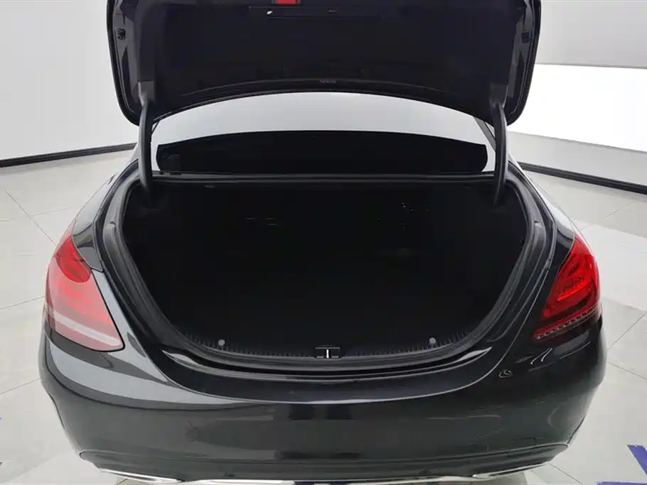 Mercedes-Benz C-Class 2020 — фото 4