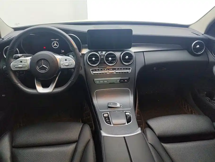 Mercedes-Benz C-Class 2021 — фото 12