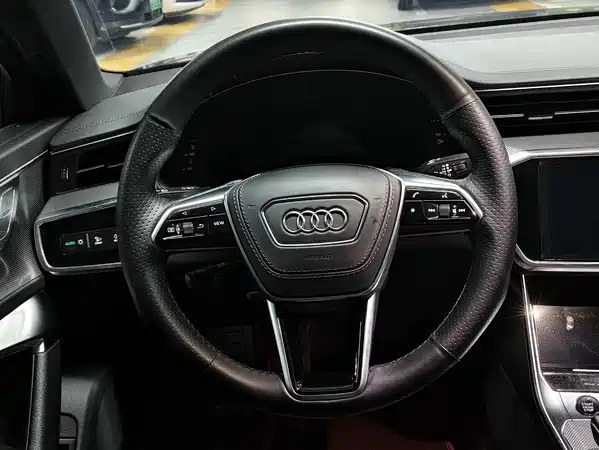 Audi A6L 2023