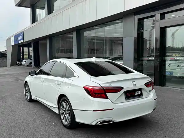 Honda Inspire 2021