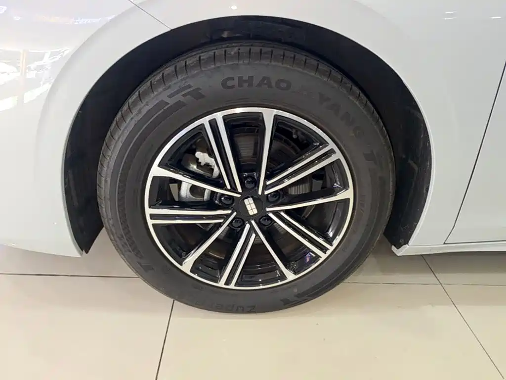 Geely Galaxy A7 EM 2025 — фото 23