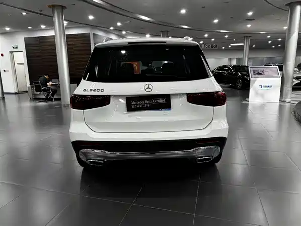 Mercedes-Benz GLB 2024