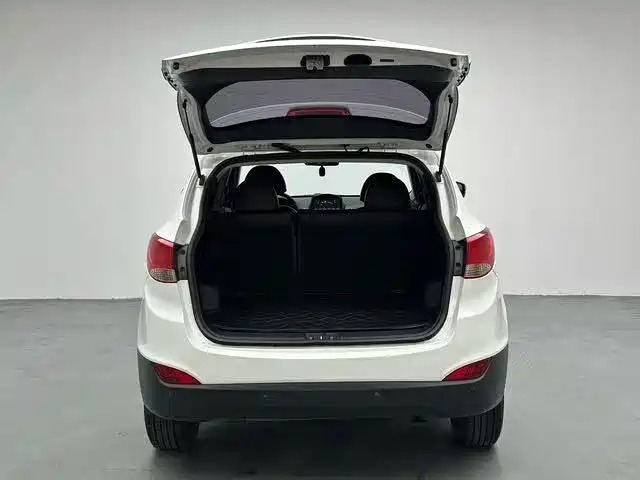 Hyundai ix35 2015 — фото 19