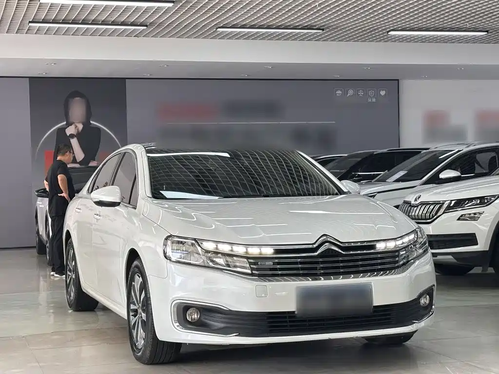 Citroën C6 2021 — фото 22