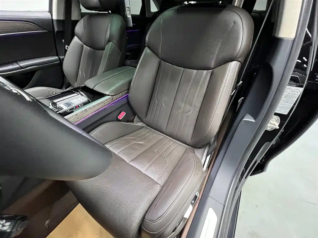 Audi A8 2021