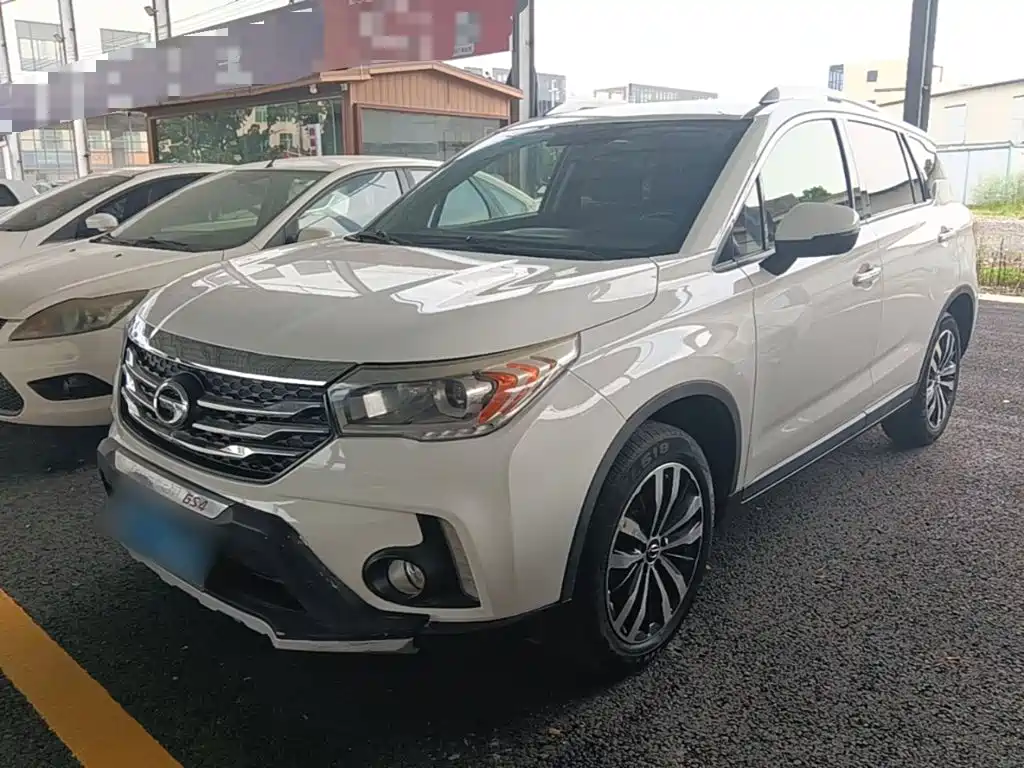 GAC Trumpchi GS4 2016 — фото 1