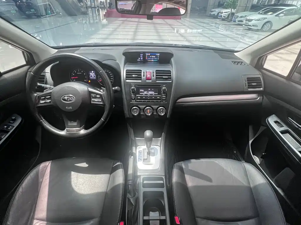Subaru XV 2013 — фото 17