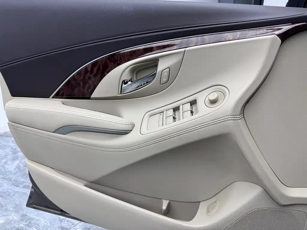 Buick LaCrosse 2014 — фото 17