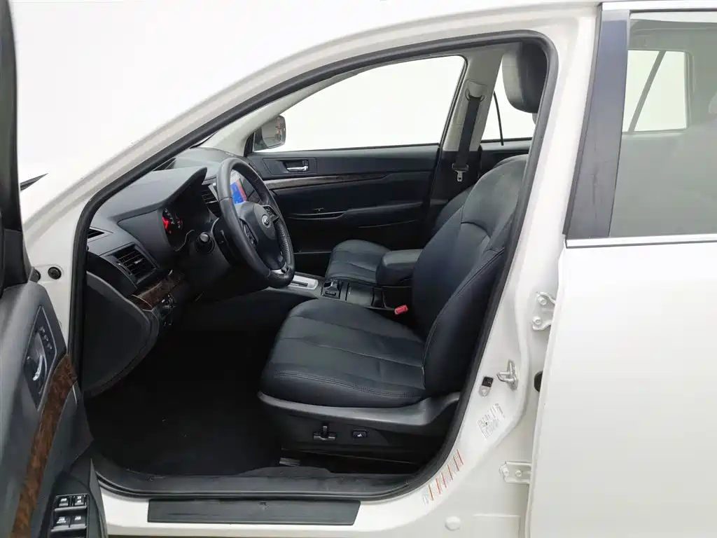 Subaru Outback 2013 — фото 10