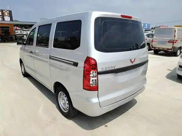 Wuling Hongguang V 2023