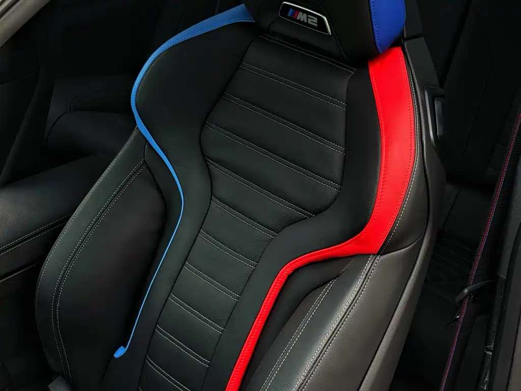 BMW M2 2024 — фото 12