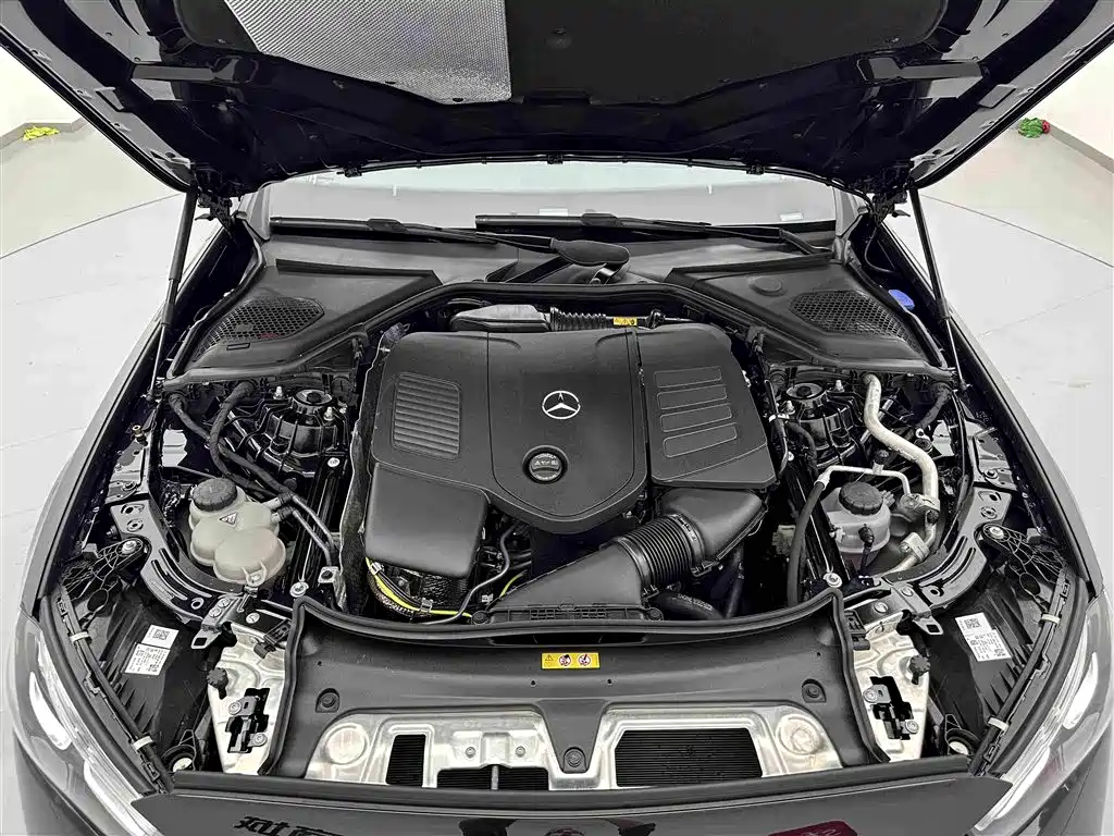 Mercedes-Benz E-Class 2024 — фото 24