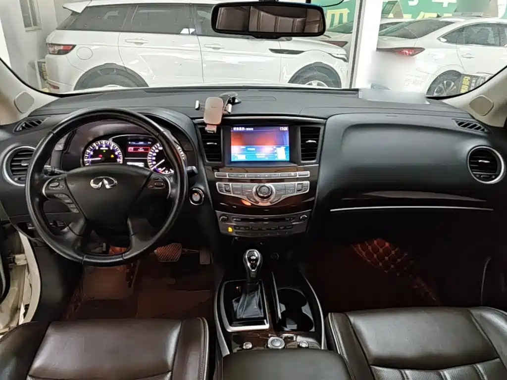 Infiniti QX60 2017 — фото 10