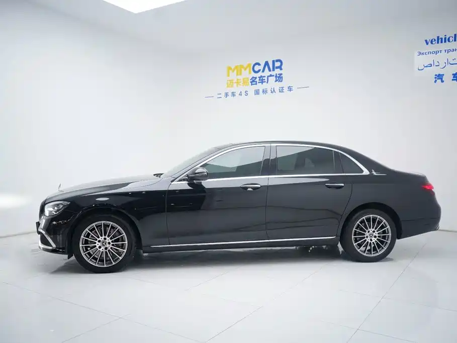 Mercedes-Benz E-Class 2023 — фото 10