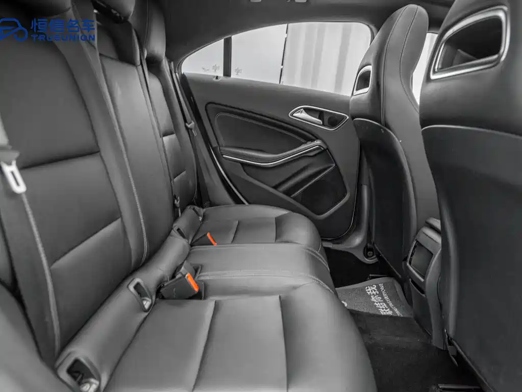 Mercedes-Benz CLA 2018 — фото 15